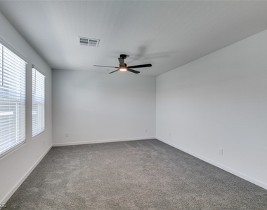 9849 Hidden Pass Avenue - Photo Thumbnail 33