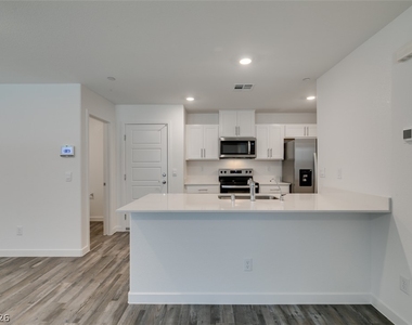 9849 Hidden Pass Avenue - Photo Thumbnail 21