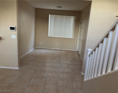 9412 Santana Siesta Avenue - Photo Thumbnail 2