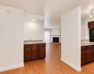 2606 S Durango Drive - Photo Thumbnail 12