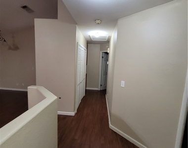 2458 Color Canyon Way - Photo Thumbnail 22