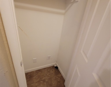 2458 Color Canyon Way - Photo Thumbnail 44