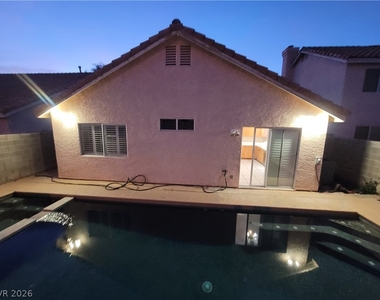 2458 Color Canyon Way - Photo Thumbnail 6