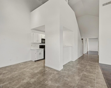 5125 W Reno Avenue - Photo Thumbnail 2