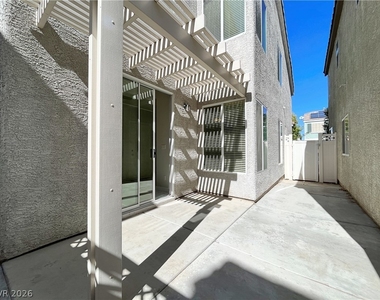 1627 Bamboo Rain Avenue - Photo Thumbnail 19