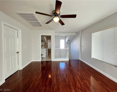 1627 Bamboo Rain Avenue - Photo Thumbnail 16