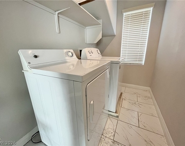 1627 Bamboo Rain Avenue - Photo Thumbnail 18