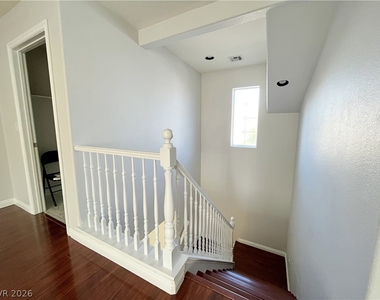 1627 Bamboo Rain Avenue - Photo Thumbnail 8