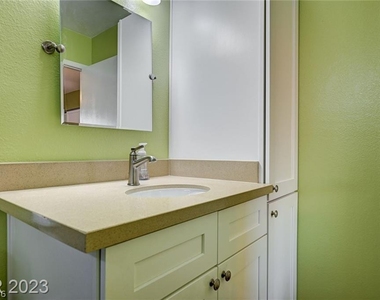 760 Thousand Oaks Drive - Photo Thumbnail 21