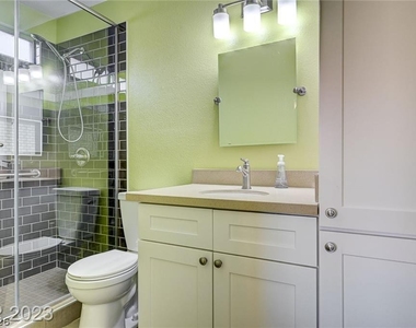 760 Thousand Oaks Drive - Photo Thumbnail 19