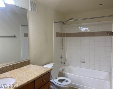 4400 S Jones Boulevard - Photo Thumbnail 6