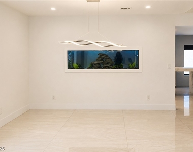 2308 Angelfire Street - Photo Thumbnail 5