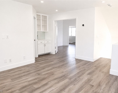 2308 Angelfire Street - Photo Thumbnail 14