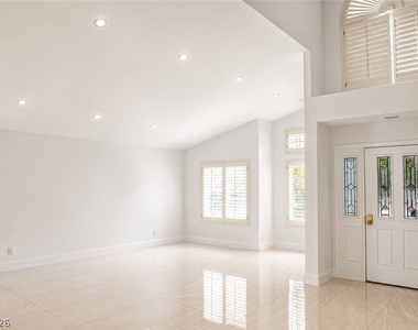 2308 Angelfire Street - Photo Thumbnail 2