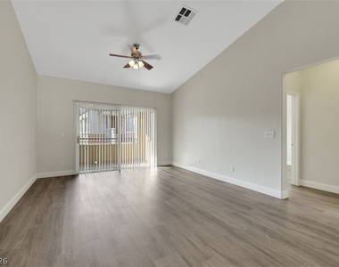 721 Peachy Canyon Circle - Photo Thumbnail 5