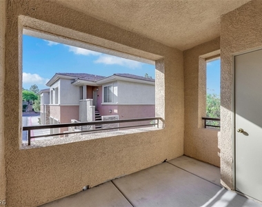 721 Peachy Canyon Circle - Photo Thumbnail 15