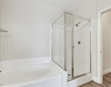 721 Peachy Canyon Circle - Photo Thumbnail 10