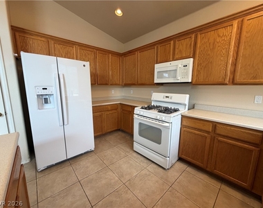 6420 Casamar Street - Photo Thumbnail 9