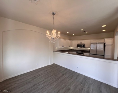 801 Dana Hills Court - Photo Thumbnail 5