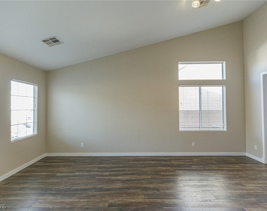 1344 Temporale Drive - Photo Thumbnail 4