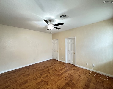 7509 Mulgrave Court - Photo Thumbnail 13