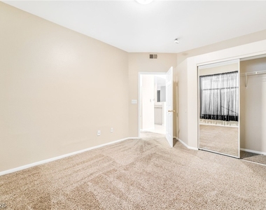 2050 W Warm Springs Road - Photo Thumbnail 24