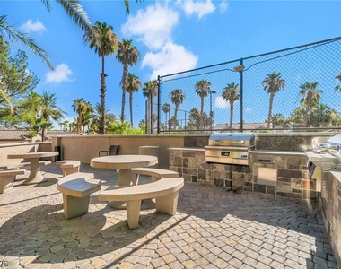 2050 W Warm Springs Road - Photo Thumbnail 35