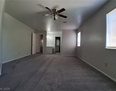 8009 Cetus Circle - Photo Thumbnail 5