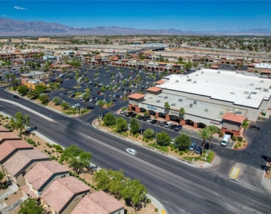 4208 Perfect Drift Street - Photo Thumbnail 51
