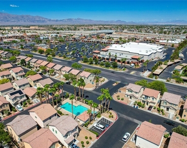 4208 Perfect Drift Street - Photo Thumbnail 50
