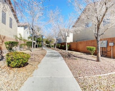 4208 Perfect Drift Street - Photo Thumbnail 52