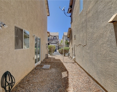 4208 Perfect Drift Street - Photo Thumbnail 39