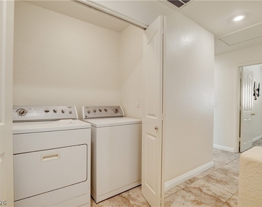 4208 Perfect Drift Street - Photo Thumbnail 35