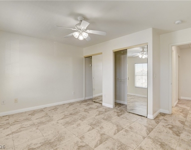 4208 Perfect Drift Street - Photo Thumbnail 32