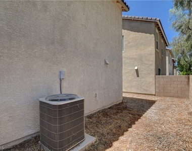 4208 Perfect Drift Street - Photo Thumbnail 41