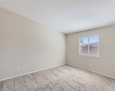 3105 Meadow Flower Avenue - Photo Thumbnail 7