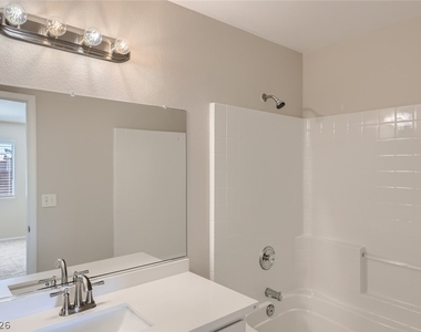 3105 Meadow Flower Avenue - Photo Thumbnail 8