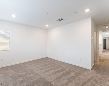 2112 Abraham Avenue - Photo Thumbnail 7