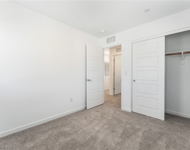2112 Abraham Avenue - Photo Thumbnail 15
