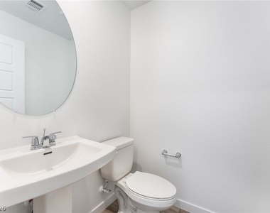 2112 Abraham Avenue - Photo Thumbnail 3
