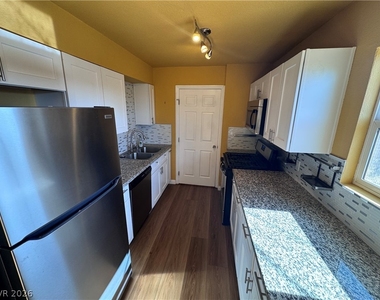2720 Salt Lake Street - Photo Thumbnail 6