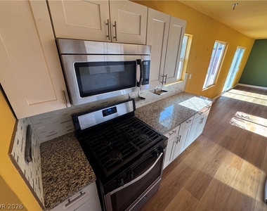 2720 Salt Lake Street - Photo Thumbnail 5