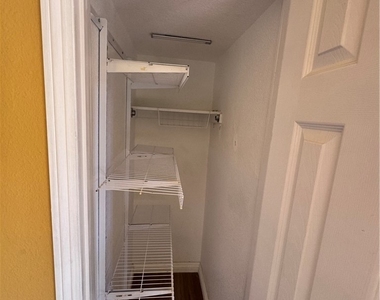 2720 Salt Lake Street - Photo Thumbnail 13
