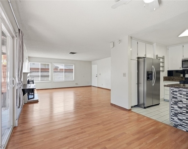 3971 Spring Leaf Drive - Photo Thumbnail 2