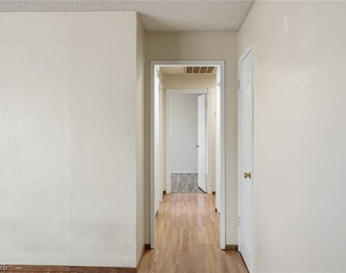 3971 Spring Leaf Drive - Photo Thumbnail 11