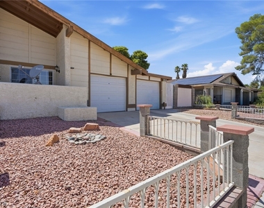 3971 Spring Leaf Drive - Photo Thumbnail 8