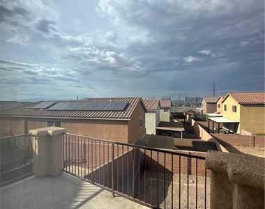 478 Painted Sage Court - Photo Thumbnail 18
