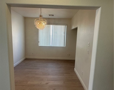 478 Painted Sage Court - Photo Thumbnail 9