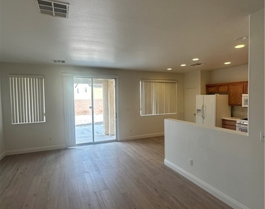 478 Painted Sage Court - Photo Thumbnail 8