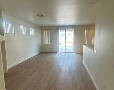478 Painted Sage Court - Photo Thumbnail 7